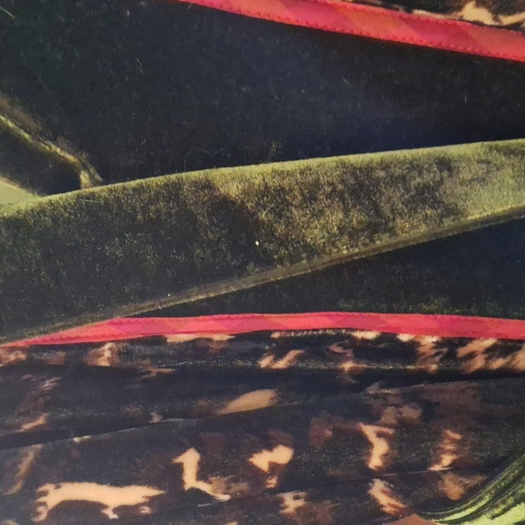 Goody Goody California ladies robe size L. - Picture 5 of 10